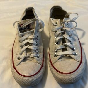 Women white Converse worn used